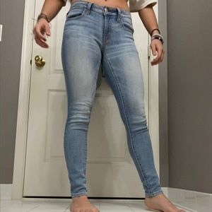 Light washed jeans